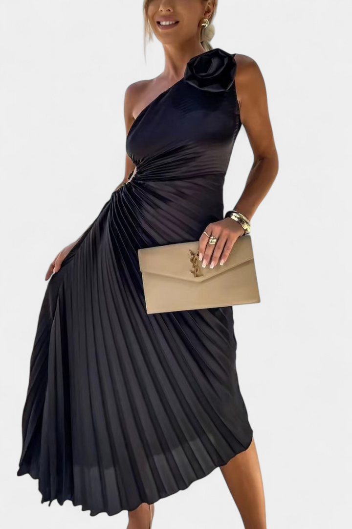 Leire Vestido de Cóctel Asimétrico con Aplique Floral y Falda Plisada